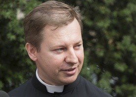 Rzecznik Episkopatu: Wigilia Paschalna najważniejszą liturgią w roku