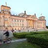 Hakerzy kontrolują system komputerowy Bundestagu