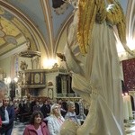 Figura św. Michała Archanioła w Oborach