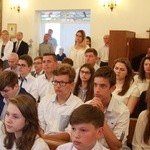 Zakończenie roku szkolnego w szkołach katolickich w Sikorzu