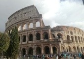 Włochy są już "postchrześcijańskie" – twierdzi miesięcznik z Mediolanu