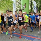 Zakonnik-maratończyk „wybiegał” w 2021 roku ok. 135 tys. euro na cele charytatywne