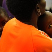 Fundacja Redemptoris Missio zbiera pieniądze na pomoc mamom w Republice Środkowoafrykańskiej