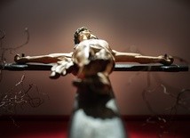 Bp Muskus: Świat bez tajemnicy Krzyża byłby miejscem nie do zniesienia