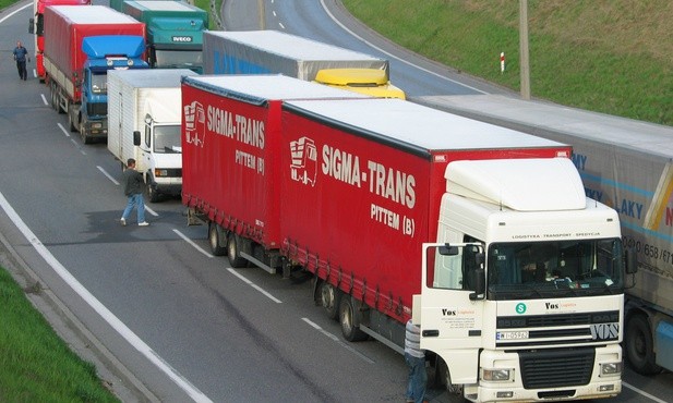 Firmy transportowe uciekają za Odrę przed Polskim Ładem