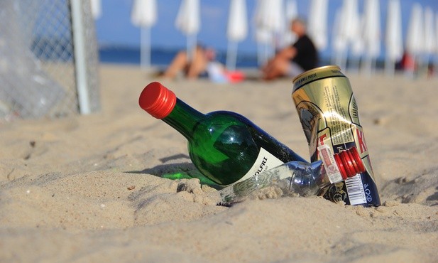 Naukowcy apelują: mniej reklamy alkoholu w UE