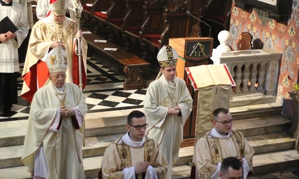 Papież Franciszek przyjął rezygnację bp. Romana Marcinkowskiego