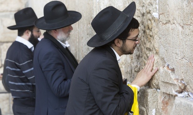 Żydzi przy ścianie płaczu