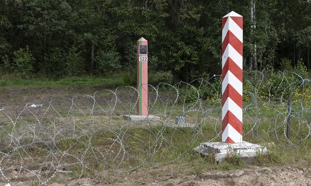 Gen. Polko: Na granicy z Białorusią zaczynamy mieć do czynienia z inwazją zielonych ludzików jak na Krymie