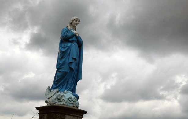 Na prośbę wiernych włoscy biskupi zawierzą kraj Maryi