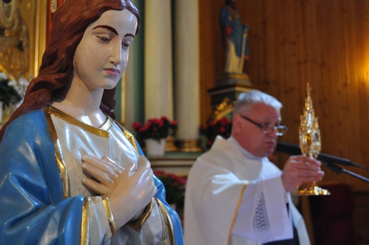 Relikwie św. siostry Faustyny w Uniecku