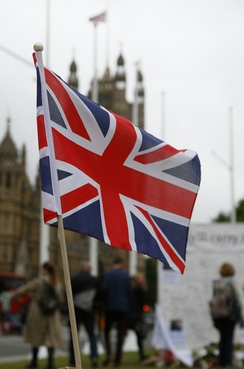 Większość Brytyjczyków akceptuje działania rządu w sprawie Brexitu. 