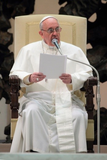 Papież o zamachu w Barcelonie: Nieludzki czyn i ślepa przemoc