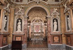 Włochy Tolentino 23 06 2025
Bazylika Świętego Mikołaja, San Nicola w Tolentino. Wnętrze kościoła. Kaplica Świętych Ramion (Cappella delle Sante Braccia) została zbudowana dla przechowywania relikwii ramion św. Mikołaja, oddzielonych od ciała w XIV wieku. 
FOTO:HENRYK PRZONDZIONO /FOTO GOŚĆ