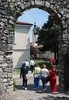 Chorwacja  05 - 07 06 2024

Narodowe Sanktuarium Maryjne na przedmieściach Rijeki.  Chorwacki Nazaret - najstarsze i najsłynniejsze sanktuarium maryjne w zachodniej Chorwacji położone na wzgórzu, na którym pojawił się Święty Dom Nazaretański w 1291, cudownie przeniesiony przez aniołów. 

FOTO:HENRYK PRZONDZIONO /FOTO GOŚĆ