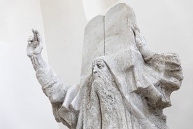 Dekalog - prawo uniwersalne