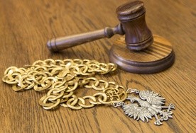 Ksiądz skazany za nakłanianie nastolatka do utrwalania treści pornograficznych