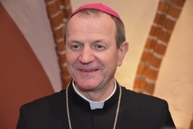 Abp Tadeusz Wojda