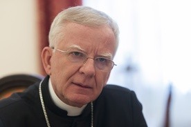 Archidiecezja krakowska chce sprostowania wypowiedzi abp. Jędraszewskiego w "Faktach" TVN