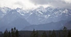 Tatry: Ostrzeżenia przed burzami w górach