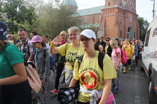 Wyjście pielgrzymki. Część 1