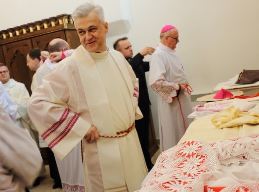 Święcenia biskupie ks. Wojciecha Skibickiego cz. I