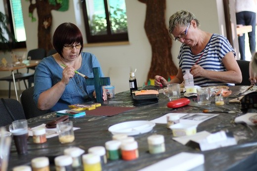 Warsztaty zdobienia kapliczek 