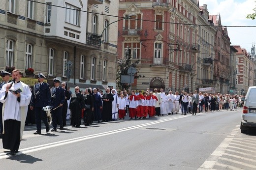 Boże Ciało 2024. Procesja w Katowicach