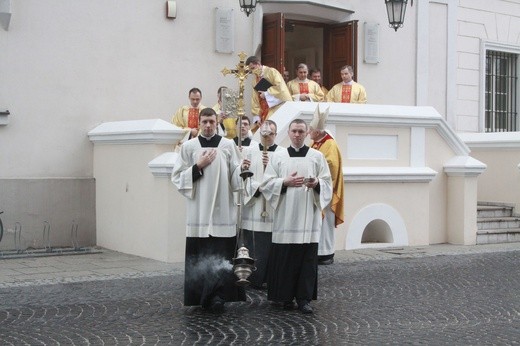 Święcenia biskupie w Płocku - cz. 2