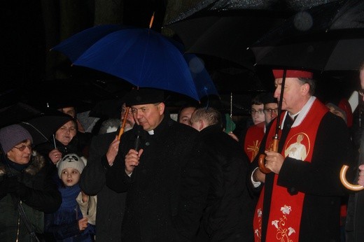 Droga Krzyżowa w Wał Rudzie