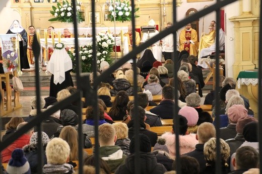 Śluby wieczyste u benedyktynek w Sierpcu