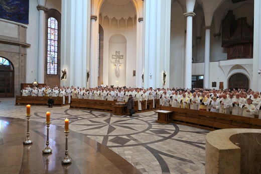 Msza krzyżma świetego w katedrze