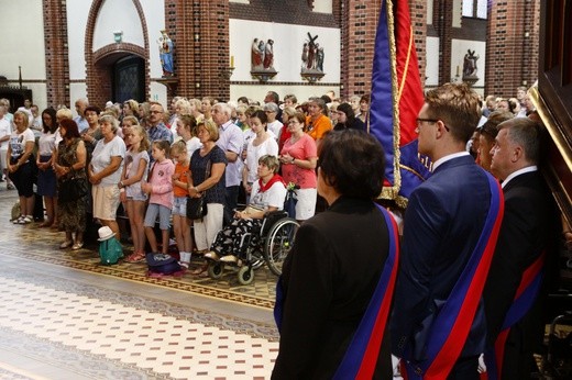 Wyjście pielgrzymki na Jasną Górę