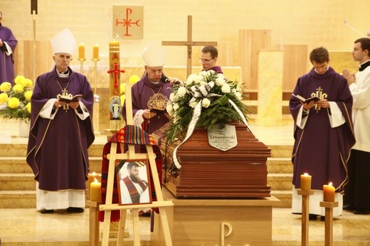Pogrzeb śp. ks. Piotra Lewandowskiego