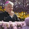 Abp Krajewski przyjmie dziś godność kardynalską