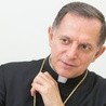 Metropolita lwowski: od początku wojny Caritas archidiecezji lwowskiej przywiózł z Polski ok. 1 tys. tirów