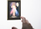 Słowacja: telewizja przypomina „przemytników” literatury religijnej