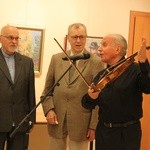 Wystawa trzech artystów w Opinogórze