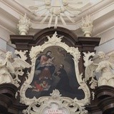 Płock. Kościół poreformacki pw. św. Jana Chrzciciela, później zwany również seminaryjnym. W tym miejscu, w 1755 r. osiedlili się franciszkanie reformaci. W 1756 r. konsekrowano na nich pierwszy drewniany kościół. W 1758 r., położono kamień węgielny pod budowę jednonawowej, późnobarokowej murowanej świątyni, z jednorodnym rokokowym wystrojem wnętrza, którą ukończono w 1771 r. Konsekrował ją bp Wojciech Gadomski 14 czerwca 1789 r.