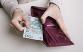 Ok. 40 proc. Polaków nie przyjmie zaproszenia na wesele przez wysokie koszty życia