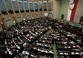Sondaż: Jak wyglądałby Sejm, gdyby wybory odbyły się w połowie października?