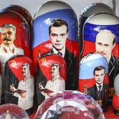 Rosyjska gospodarka przechodzi na tryb wojenny
