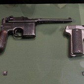 Broń z początku trzeciej dekady XX wieku