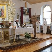 Pielgrzymka do grobu Anatola Kaszczuka