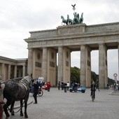 Niemcy: Ambasador Ukrainy żąda od Berlina odblokowania dostaw broni