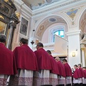 Inauguracja Kapituły Kolegiackiej św. Michała i instalacja kanoników gremialnych. Kolegiata św. Bartłomieja