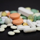 Rz: Rząd chce refundować pacjentom więcej leków