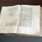 Na Monte Cassino wróciło skradzione wydanie dzieła Mikołaja Kopernika z XVI w.