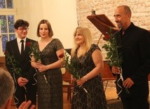 Koncert "Średniowieczne horrory" w wykonaniu (od lewej): Mischy Kozłowskiego, Elwiry Janasik, Jolanty Pawlik i Krzysztofa Wakulińskiego.