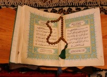 Katar wzywa Szwecję do zaprzestania "bezczeszczenia Koranu"